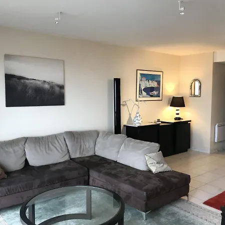 Oostduinkerke Apartments オーストダインケルケ