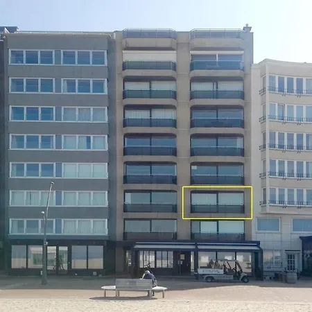 Oostduinkerke Apartments * 东代恩凯尔克