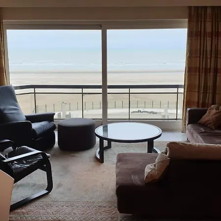 Oostduinkerke Apartments דירה *