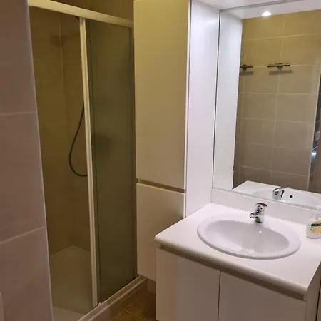 Oostduinkerke Apartments דירה *