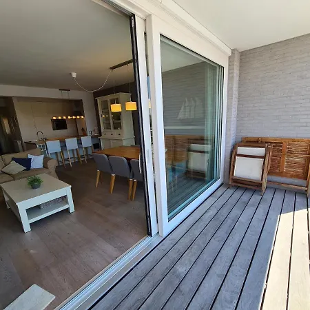 Oostduinkerke Apartments *