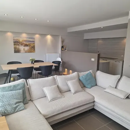 Oostduinkerke Apartments アパート *