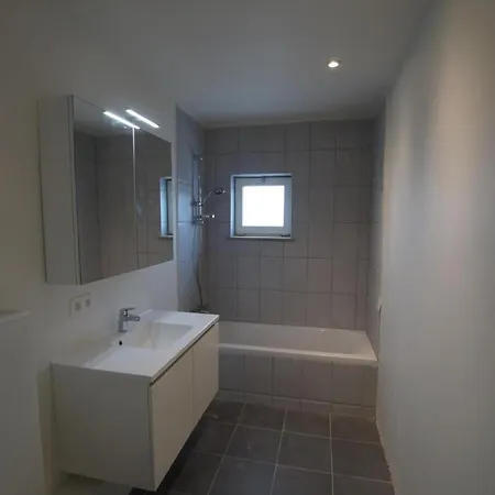 Oostduinkerke Apartments דירה *