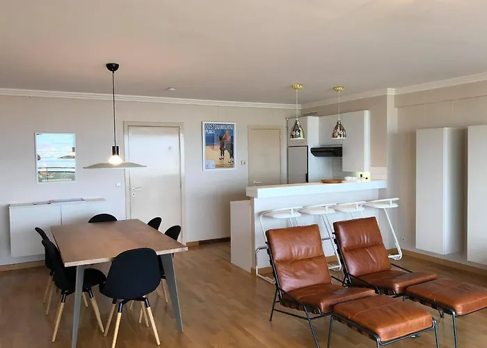 Oostduinkerke Apartments * 东代恩凯尔克